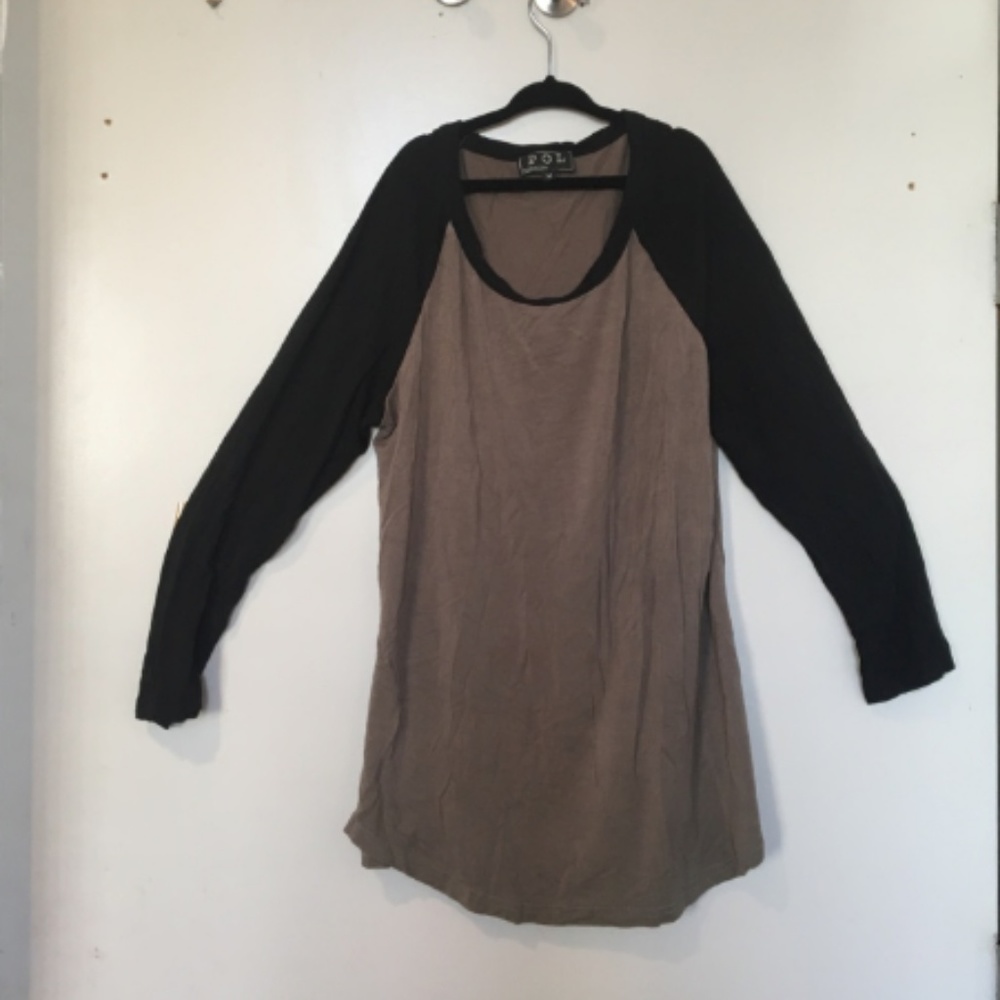 Long Sleeve Green and Black Shirt